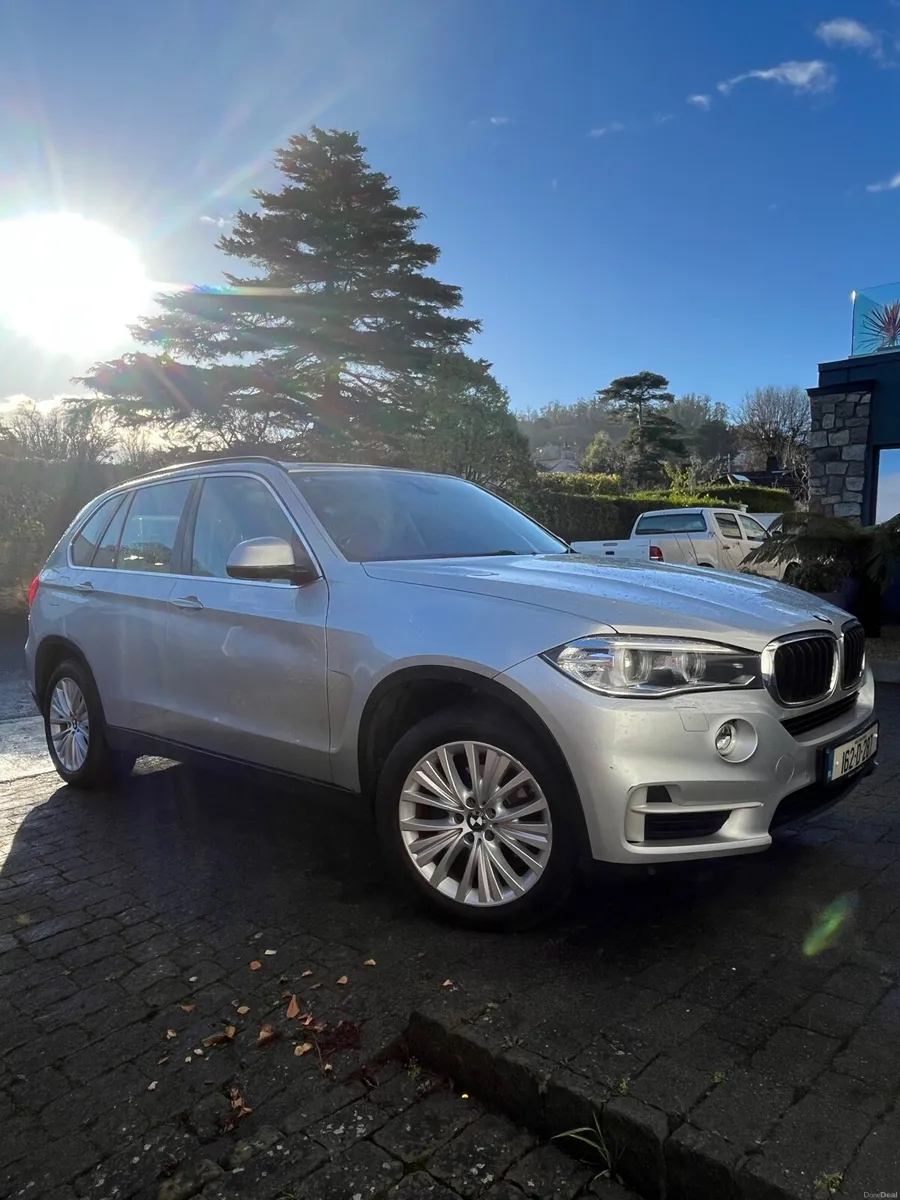 BMW X5 2016 XD30D SE 7 SEATS - Image 3