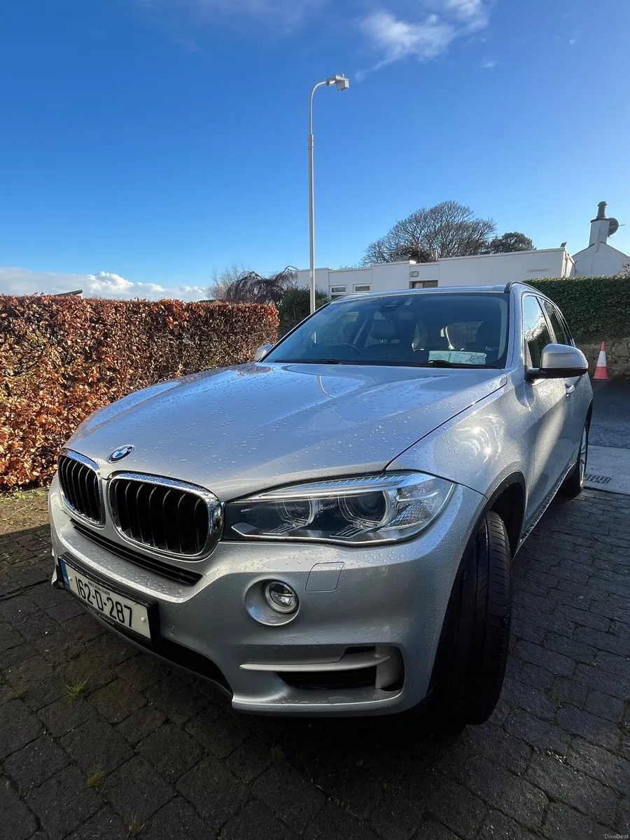 BMW X5 2016 XD30D SE 7 SEATS - Image 2