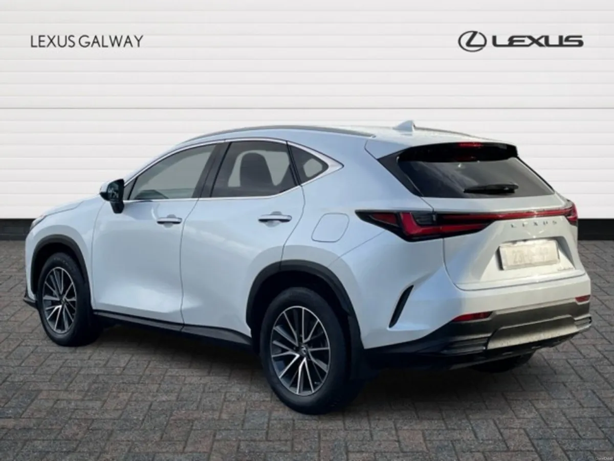 Lexus NX NX 450h+ Executive AWD // Remote Central - Image 2