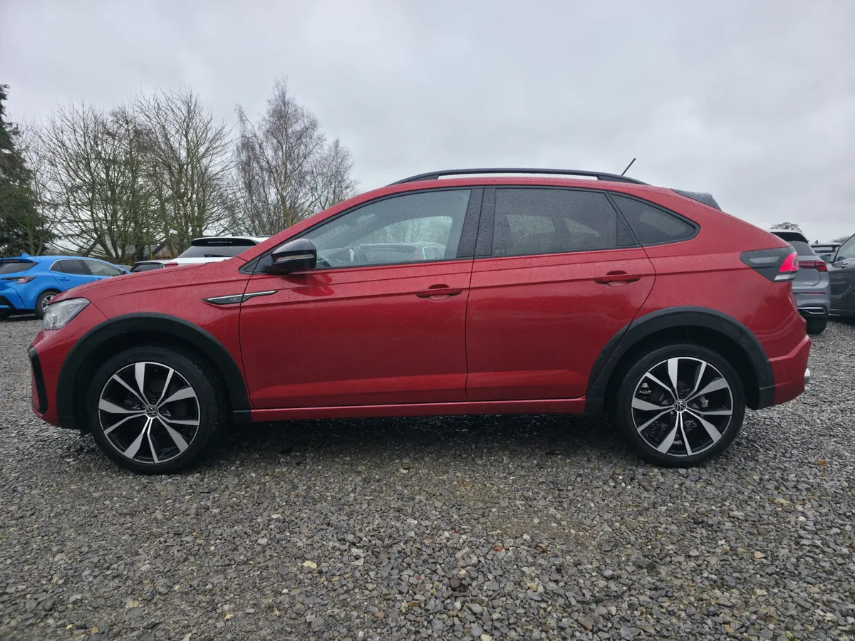 Volkswagen Taigo 2022 R-Line - Image 2