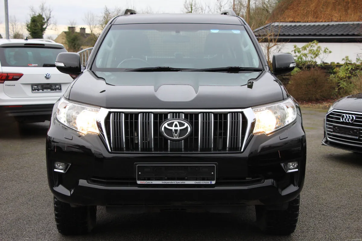 Landcruiser LWB Auto * 2 Seat * 1 owner from new - Image 2