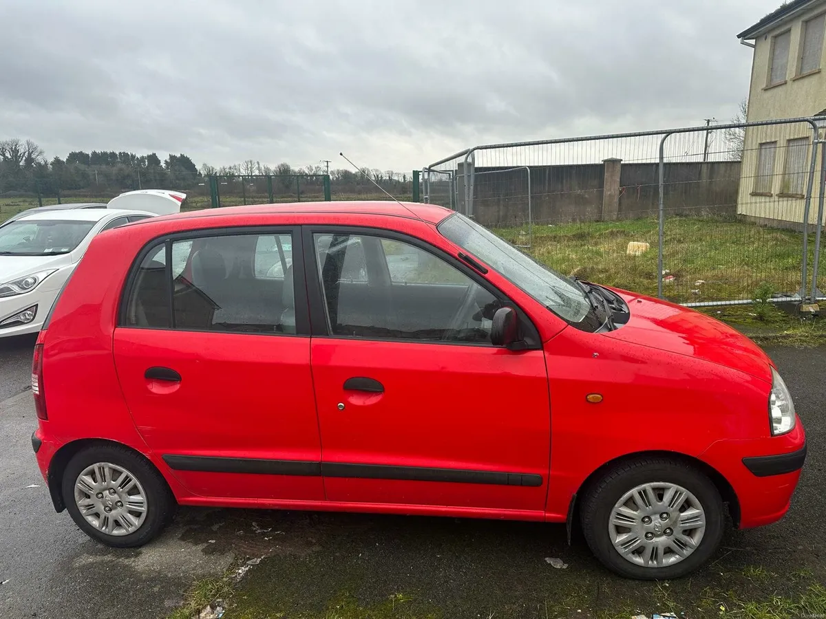 Hundai amica 20081.1 petrol - Image 4