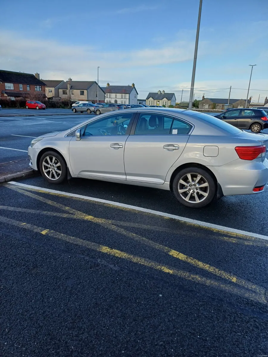 Toyota Avensis - Image 2
