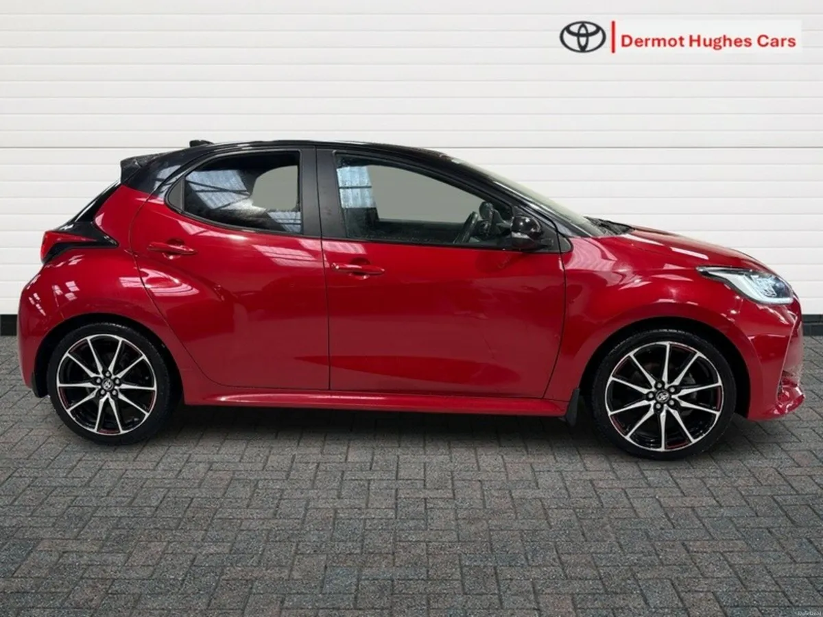 Toyota Yaris GR SPORT AUTO - Image 3