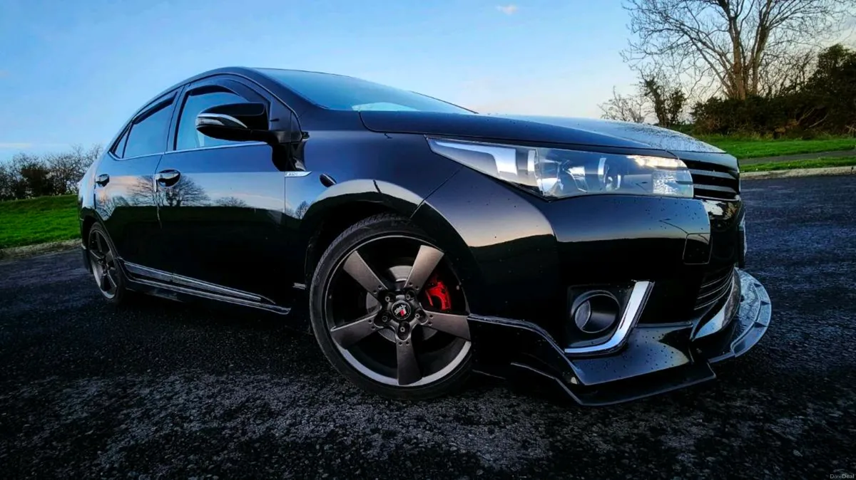 Toyota corolla Immaculate condition!!!Only 75000km - Image 1