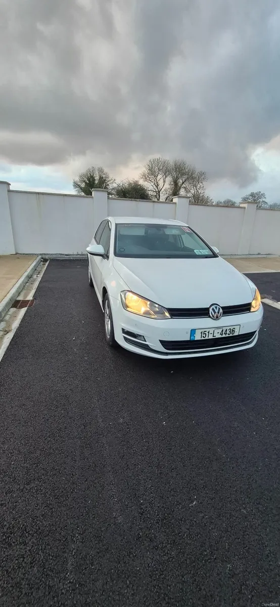 Volkswagen Golf 2015 - Image 1