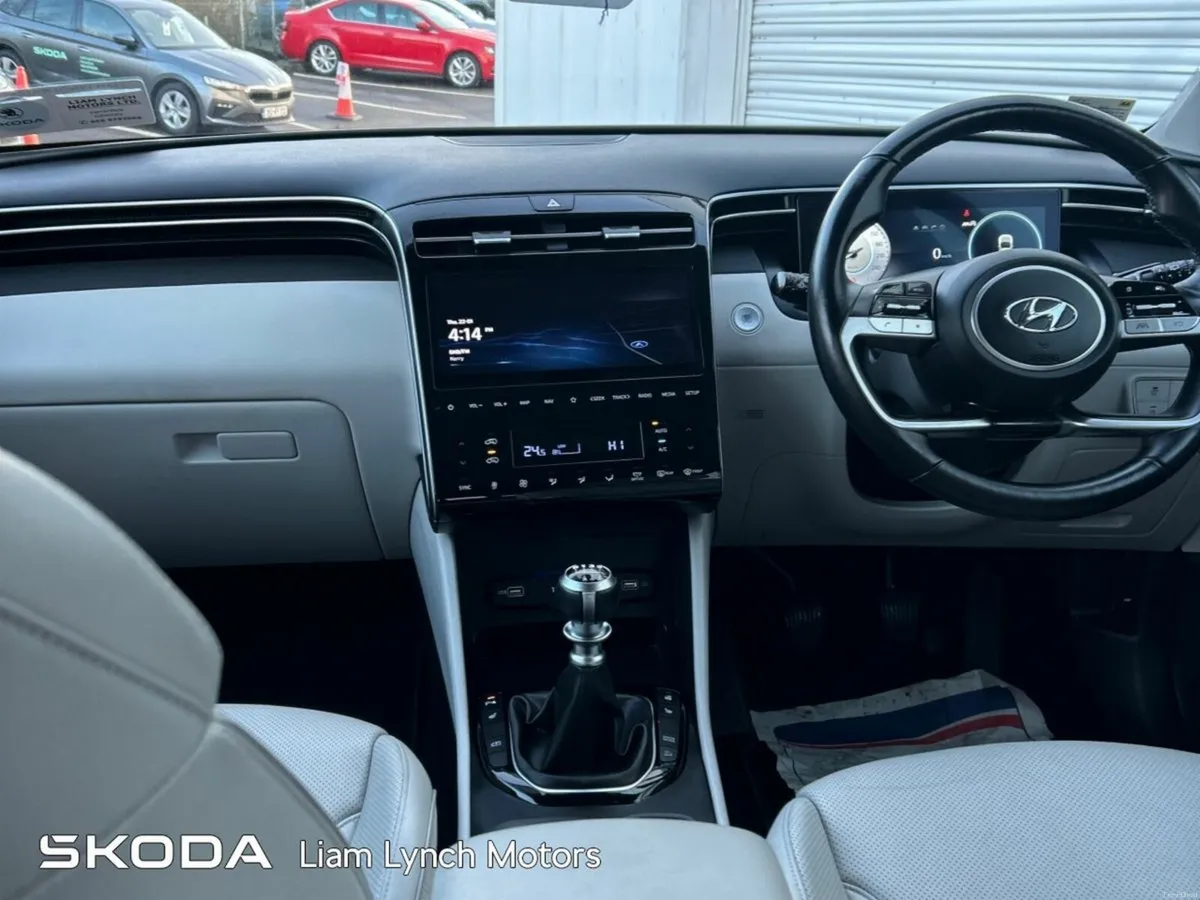 Hyundai Tucson EXECUTIVE PLUS - Image 2