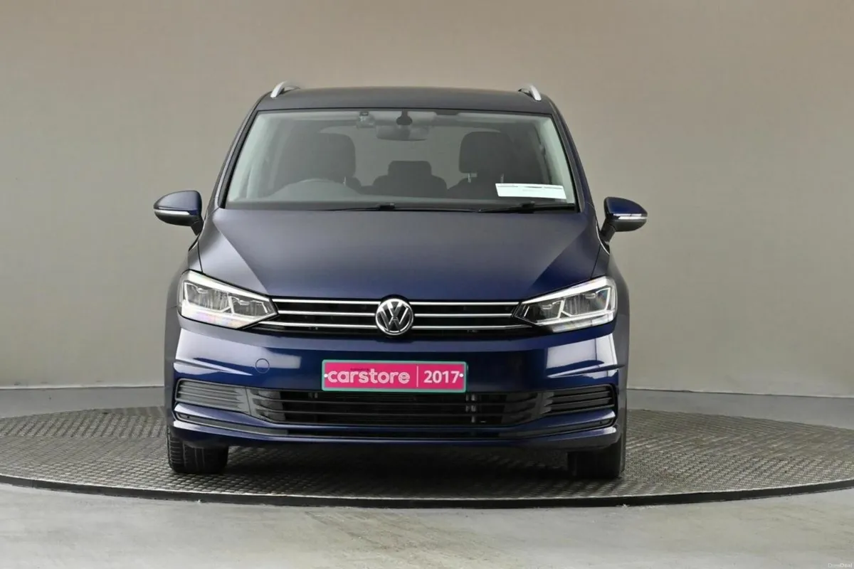 Volkswagen Touran 1.4 TSI DSG TRENDLINE **CARPLAY* - Image 2