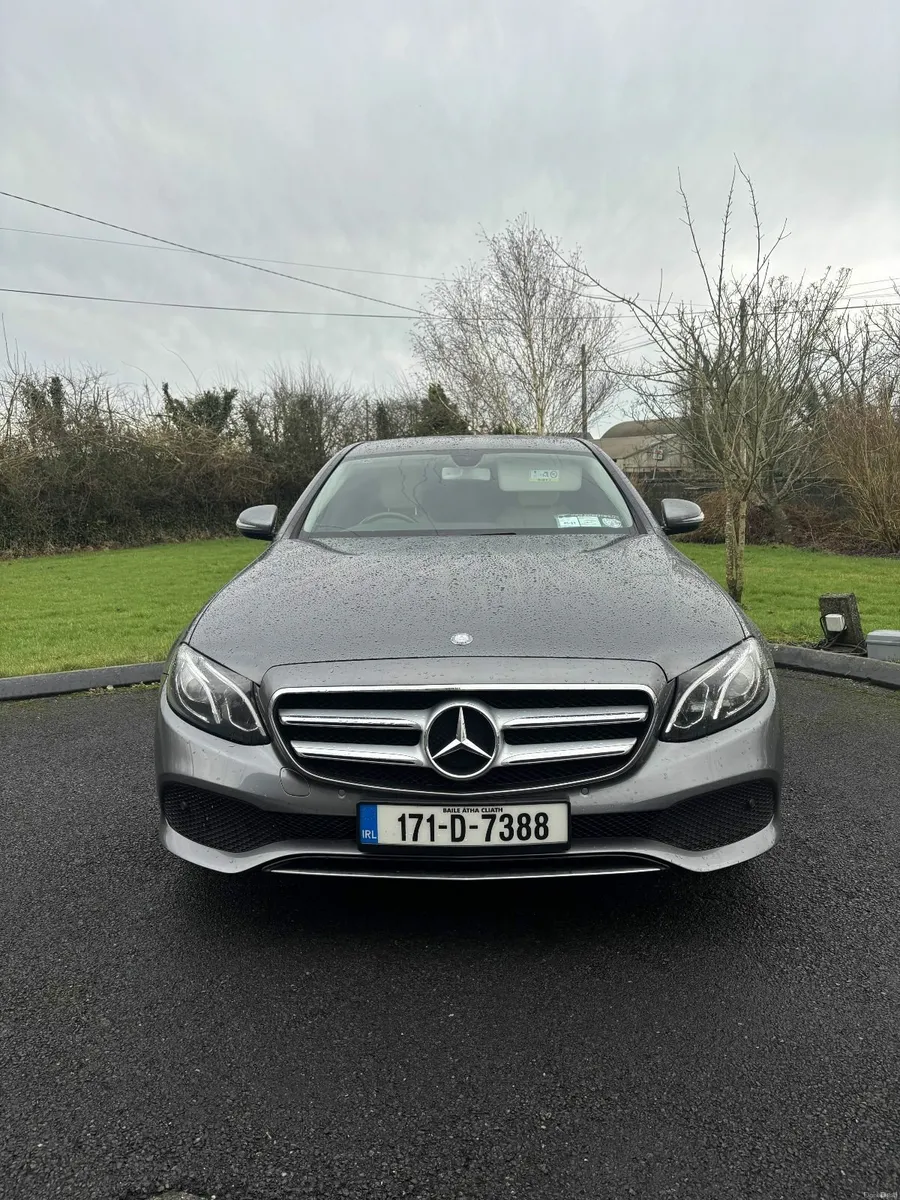 2017 Mercedes-Benz E220D Auto Avantgarde 194BHP - Image 2