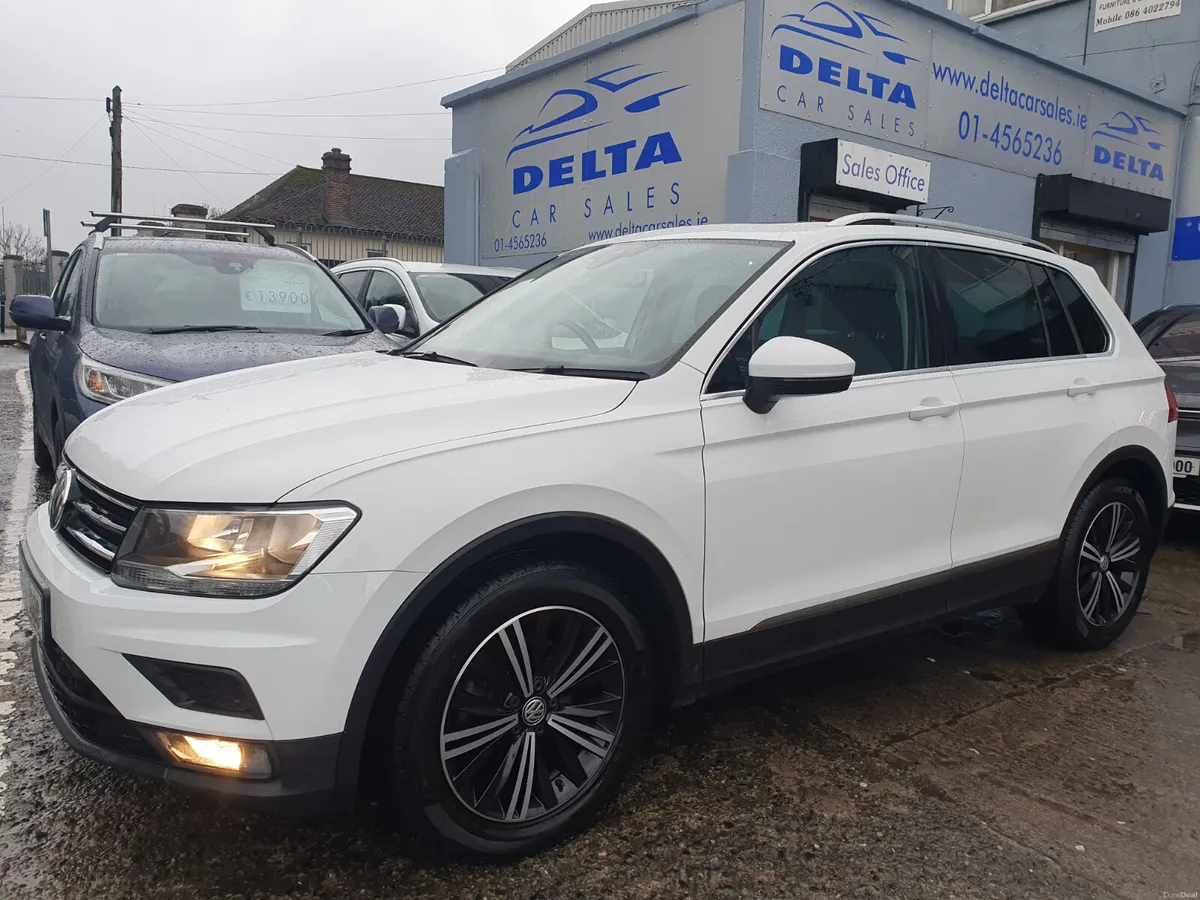 2018 VOLKSWAGEN TIGUAN SE 1.4 TSI *PAN ROOF* - Image 2