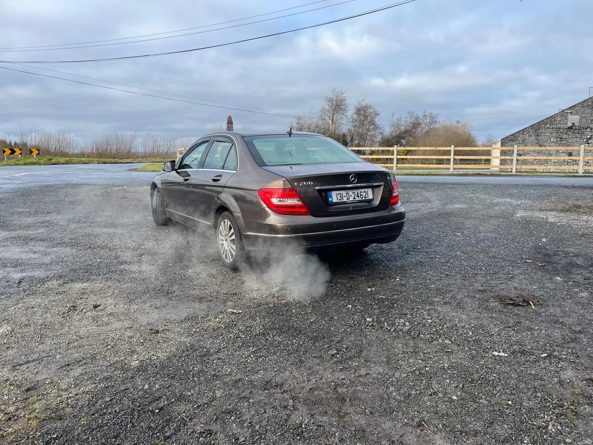 Mercedes C200 Elegance Automatic - Image 2