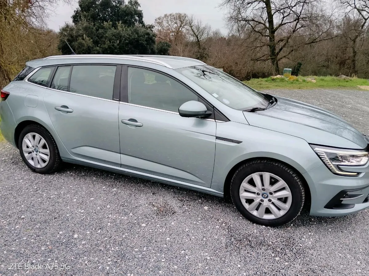 NOV. 2020 LHD Renault Megane HYBRID French Reg. - Image 4
