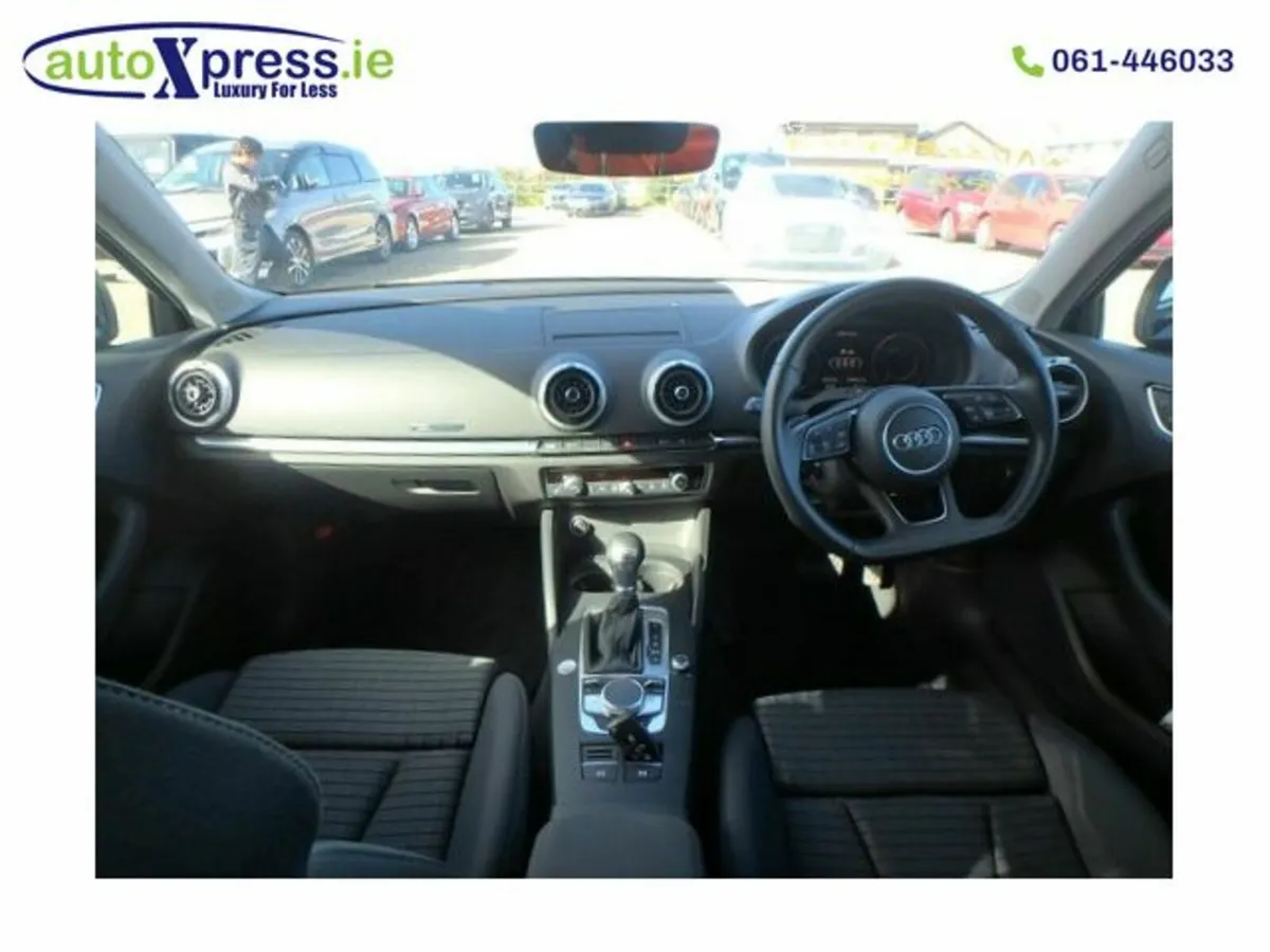 Audi A3 SPORTBACK 30TFSI SPORT Signature Edition - Image 4