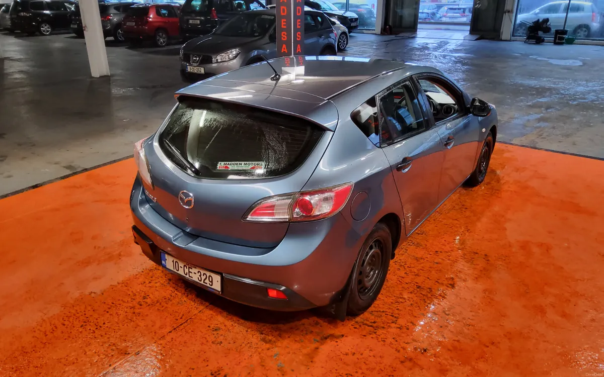 Mazda Mazda3 2010 - Image 3