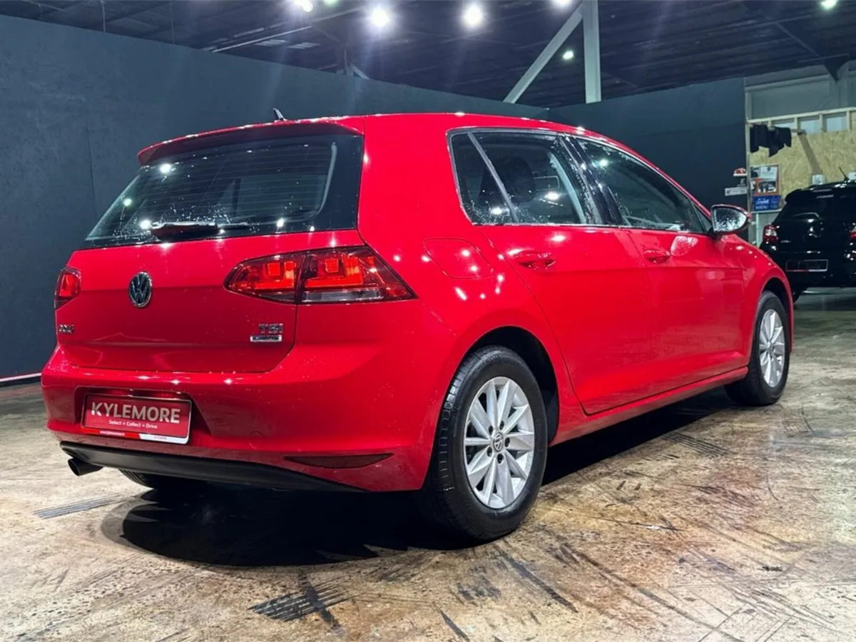 Volkswagen Golf 40TH EDITION - 1.2L TSI AUTOMATIC - Image 4