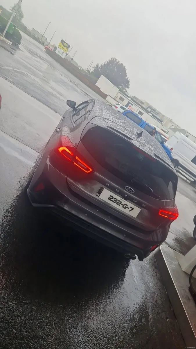 2023 Ford Focus - Image 2