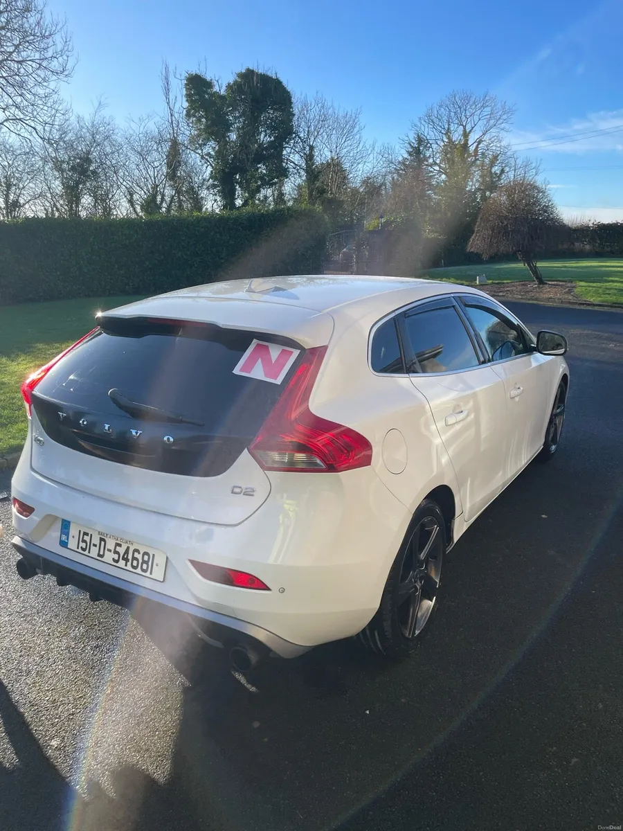 Volvo V40 R Design - Image 5