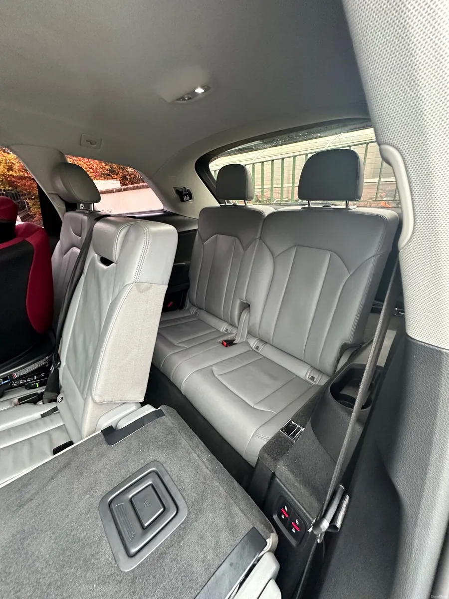 Audi Q7 2016 - Image 2