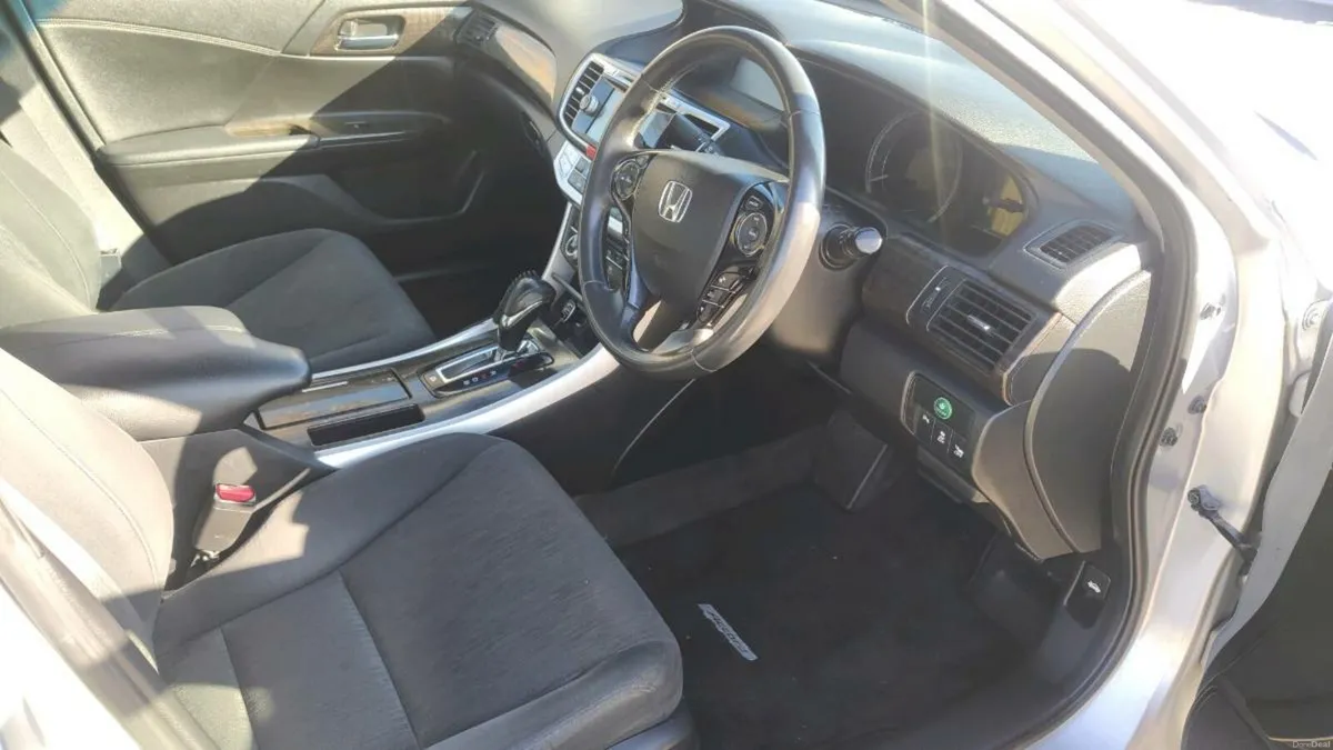 Honda Accord 2.0 Petrol Hybrid Automatic - Image 3