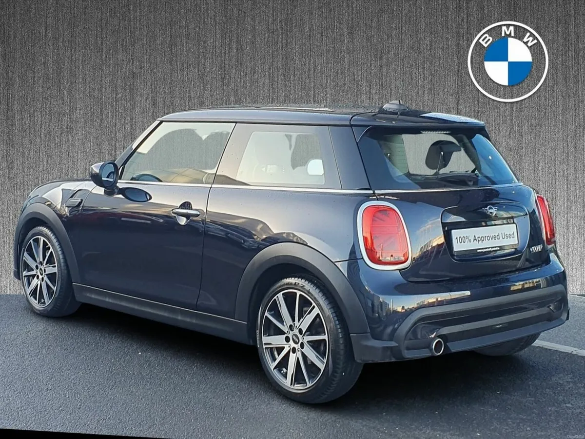 Mini Cooper 3-Door Cooper Classic - Image 2