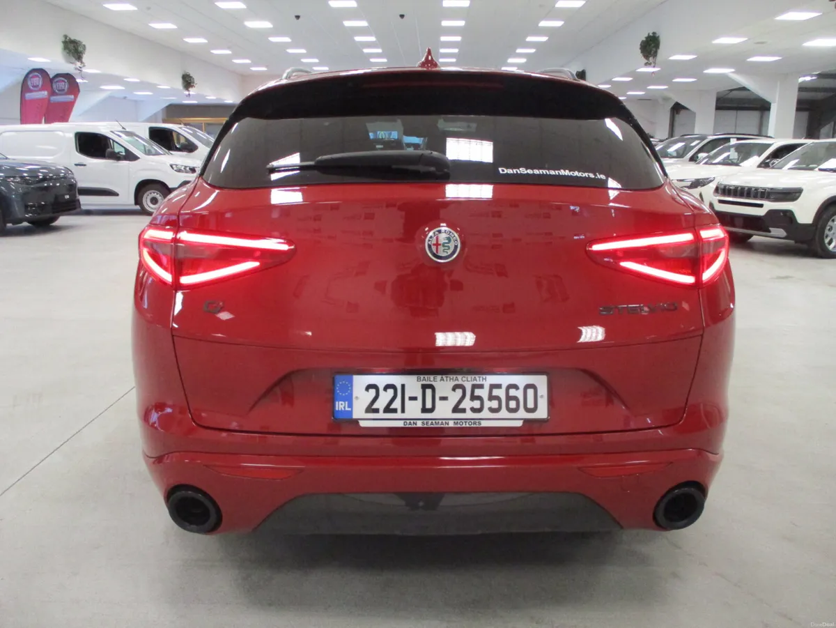 Alfa Romeo Stelvio AUTO T/DSL AWD 2021 - Image 6