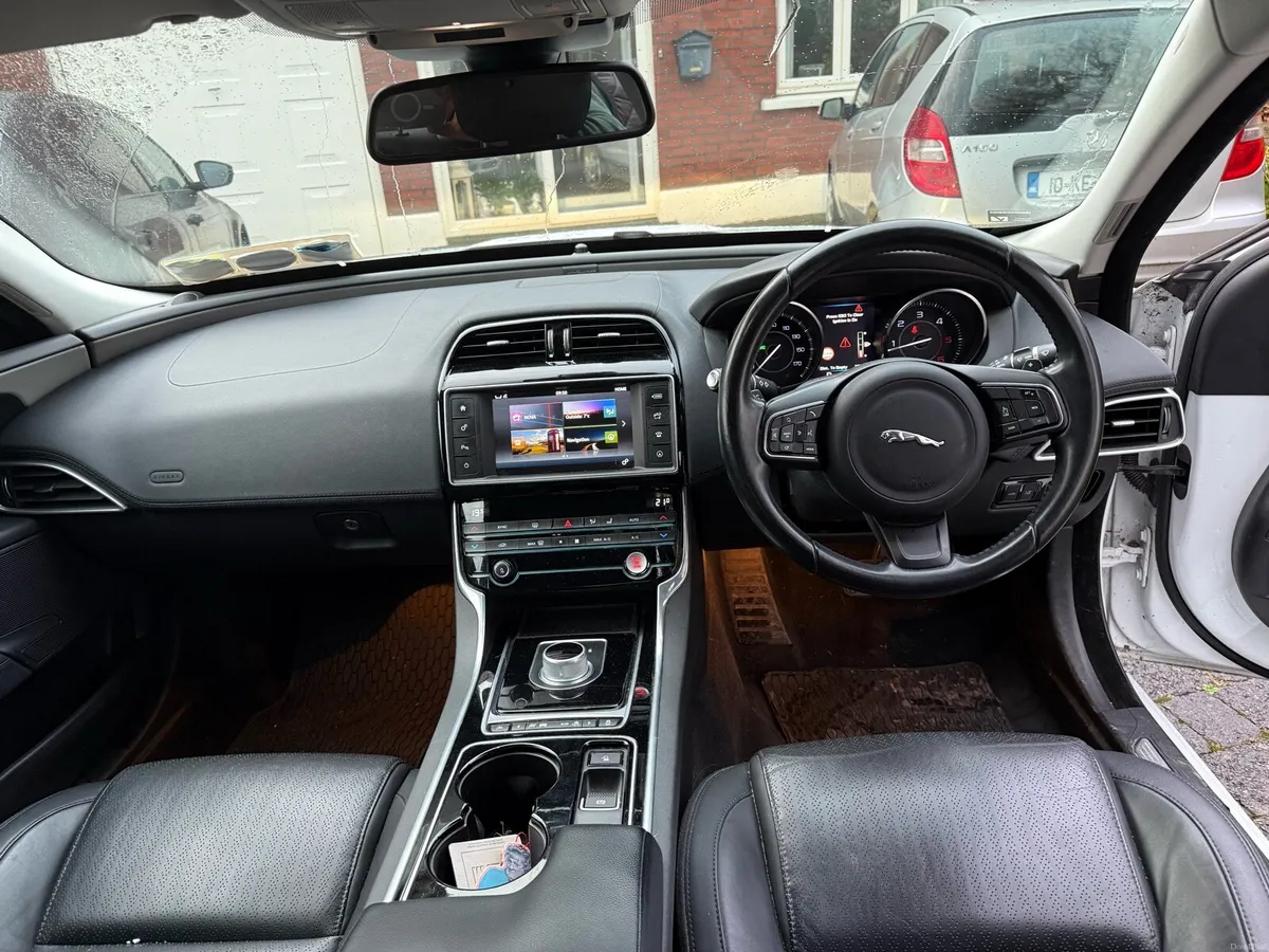 PORTFOLIO 180BHP LOW KM - Image 5