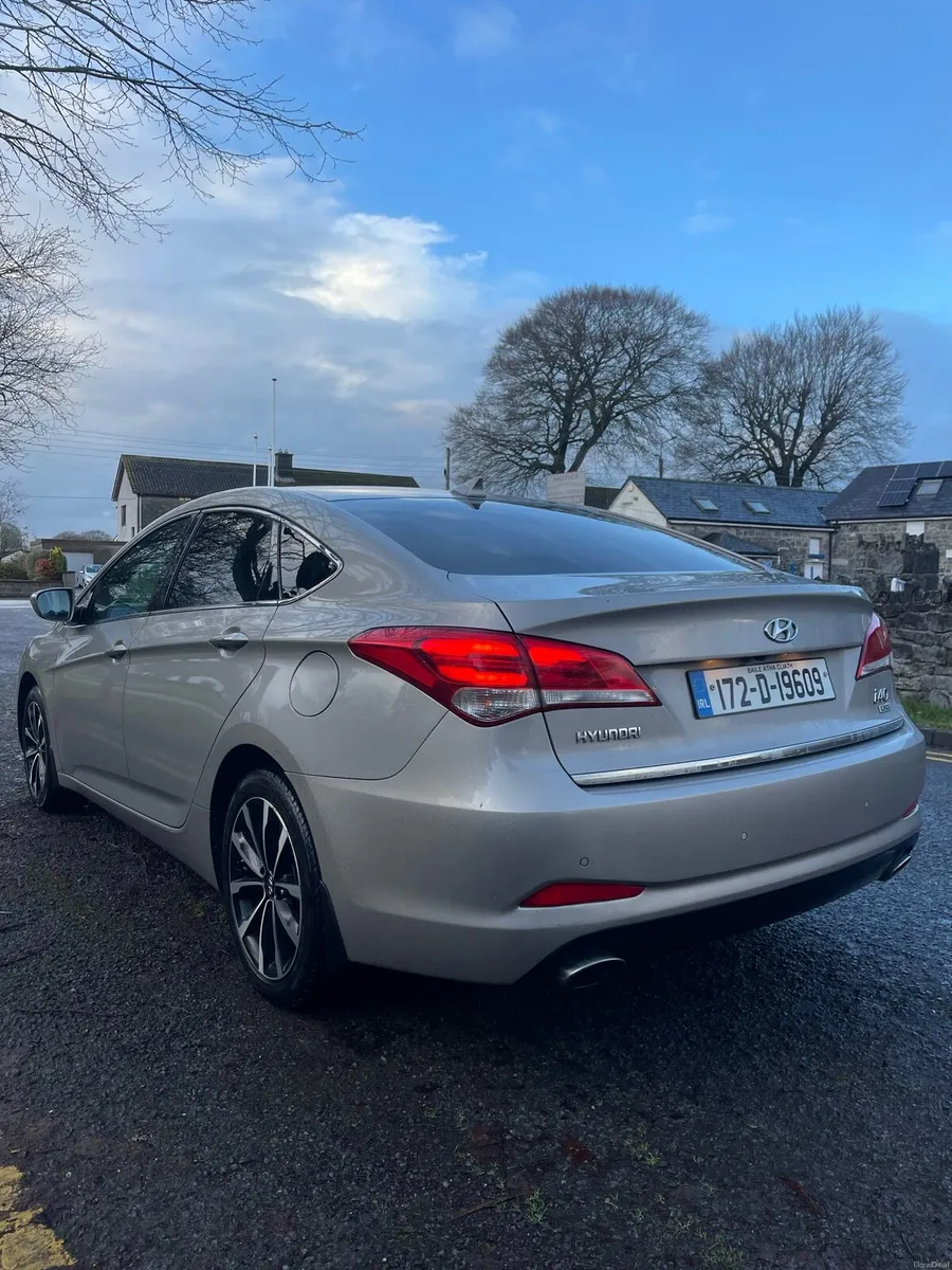 2017 Hyundai I40 Executive Model - Image 2