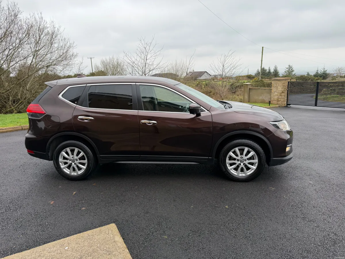 Nissan X-Trail 7 seater - Image 2