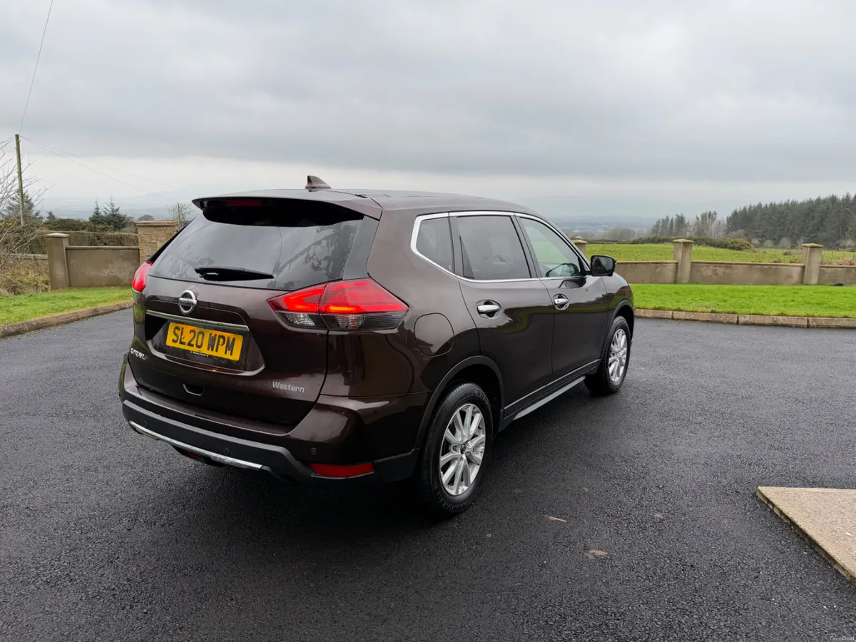 Nissan X-Trail 7 seater - Image 3