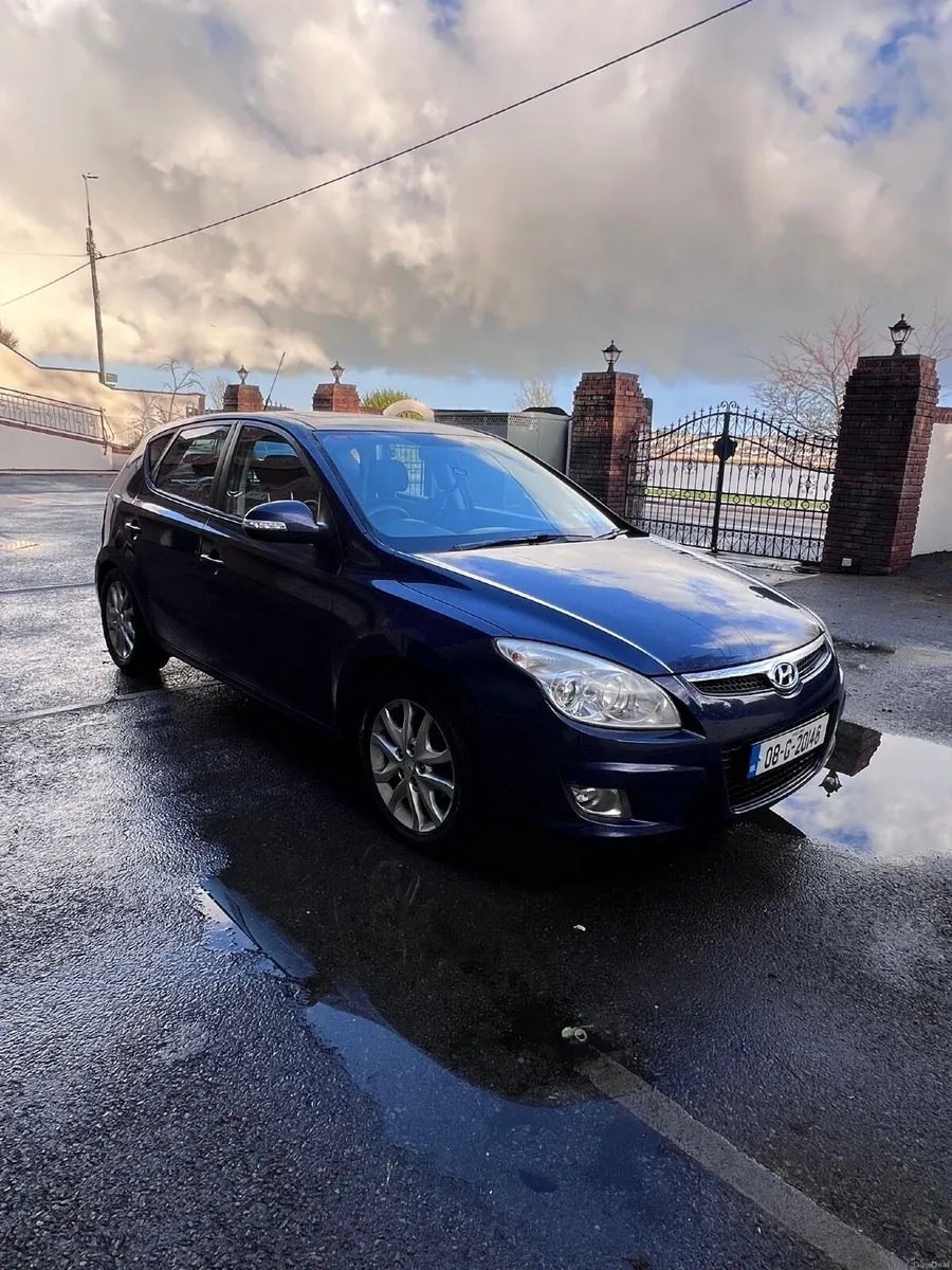 Hyundai i30 2008 - Image 1