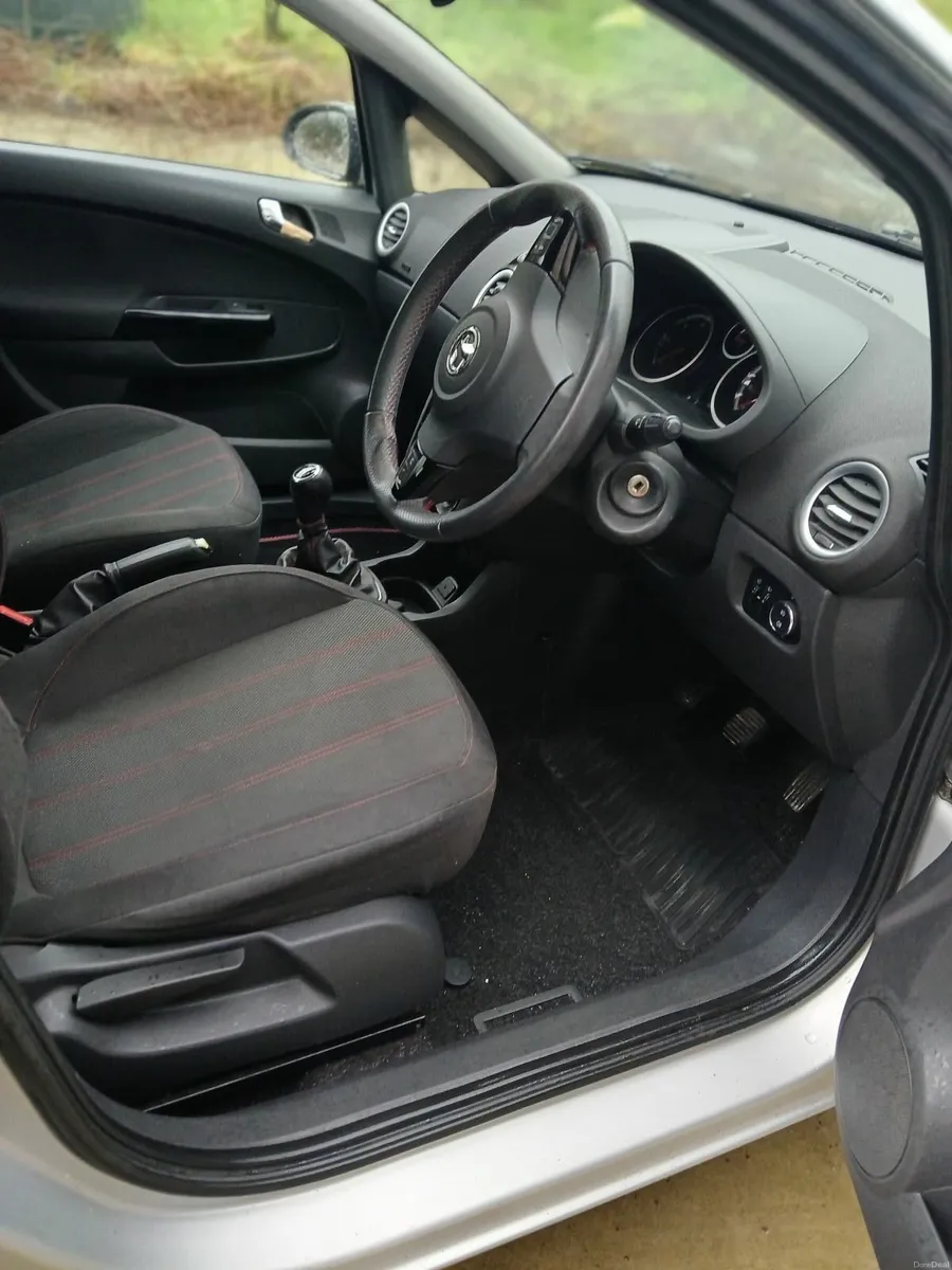 Vauxhall Corsa 2013 - Image 4