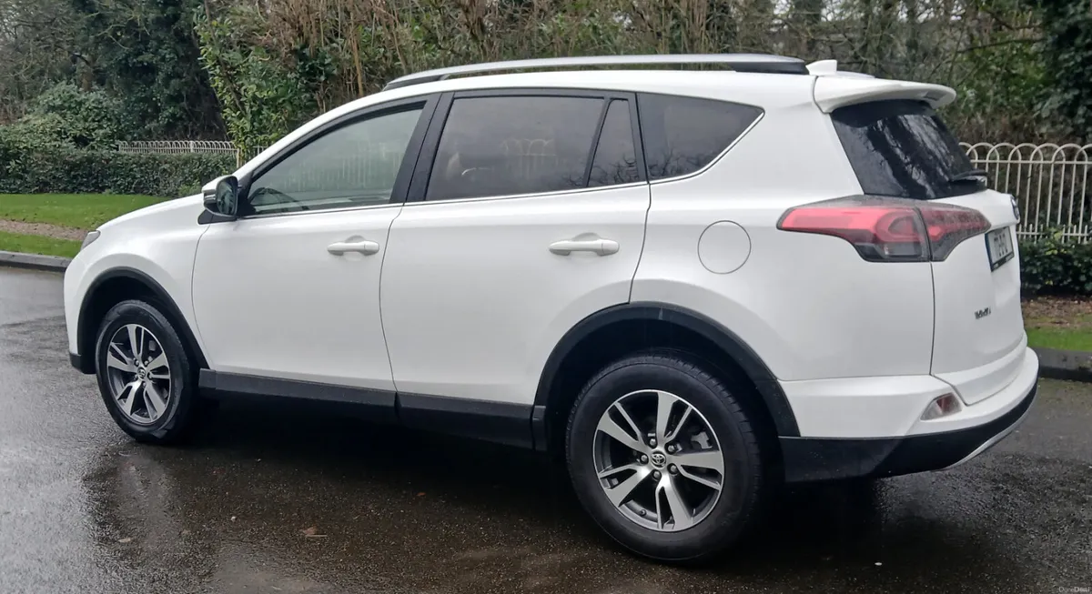 Toyota RAV4 2017 2.0 D4D *ONLY 95k KLMS* - Image 4