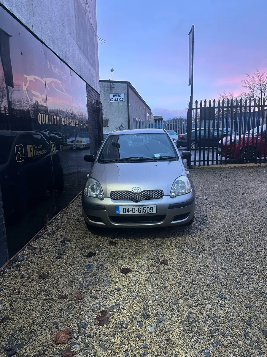 Toyota Yaris - Image 2