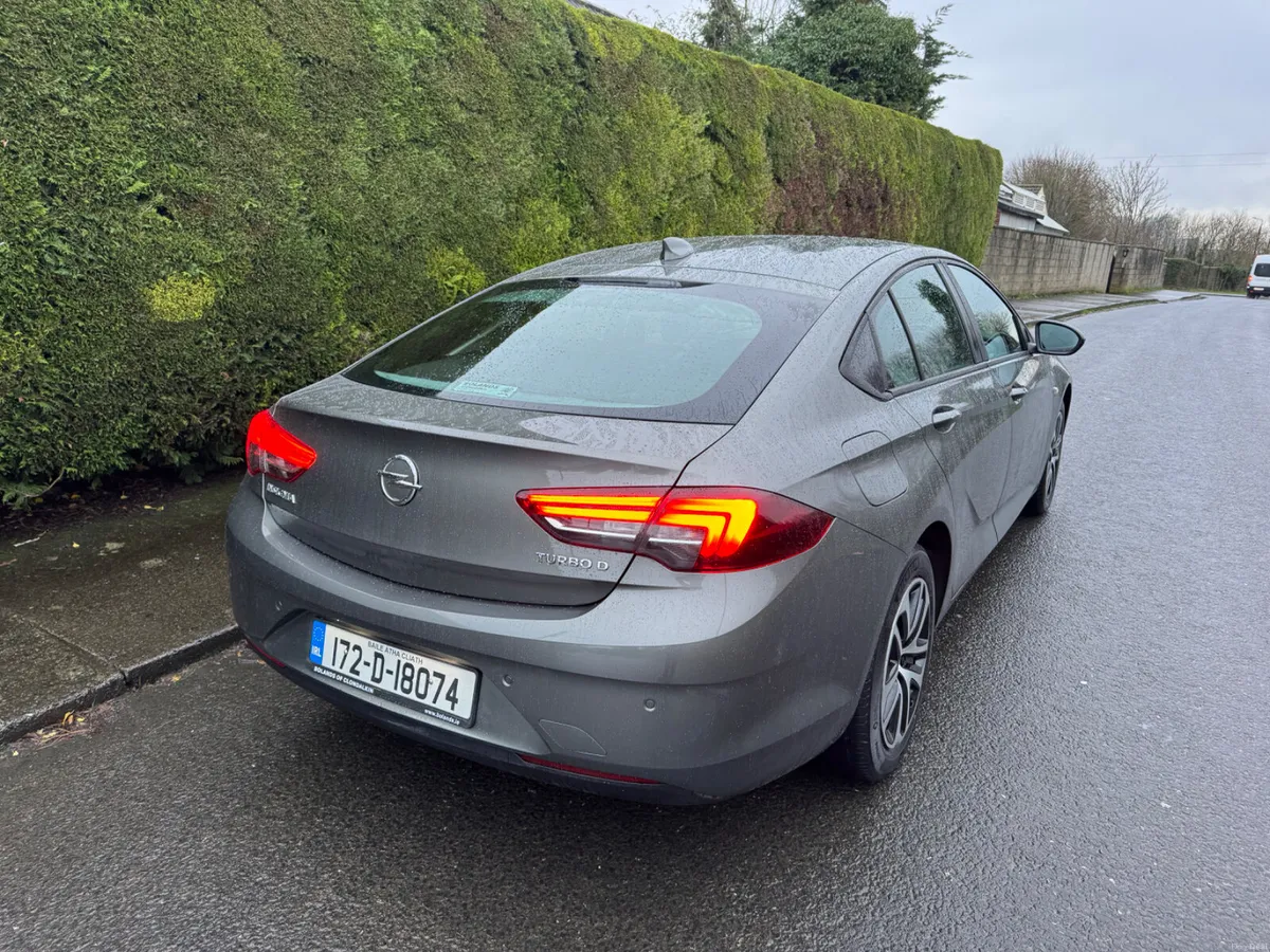 Opel Insignia LOW MILEAGE NCT 9/27 - Image 4