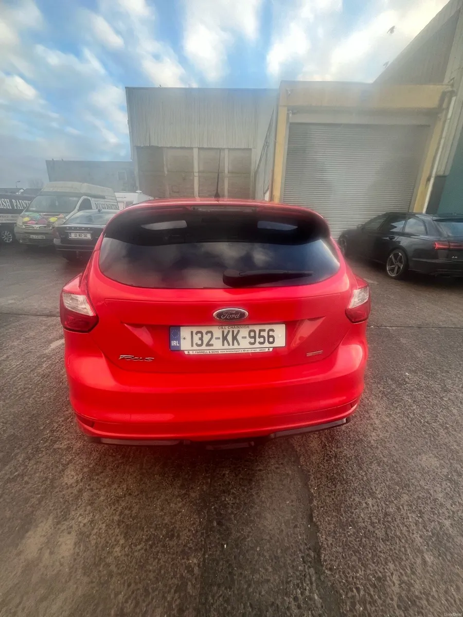 Ford Focus Zetec 1.0 125 EcoBoost - Image 4