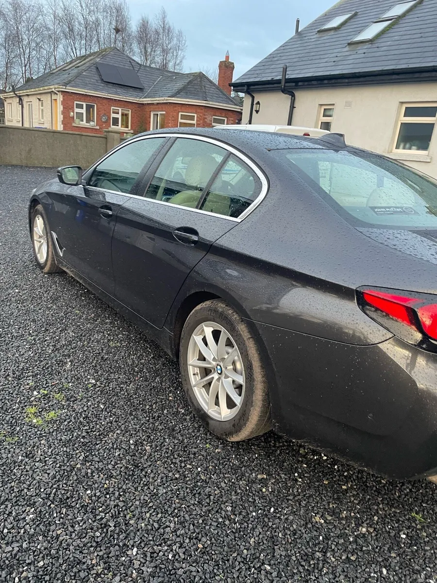 5 series BMW - Image 4