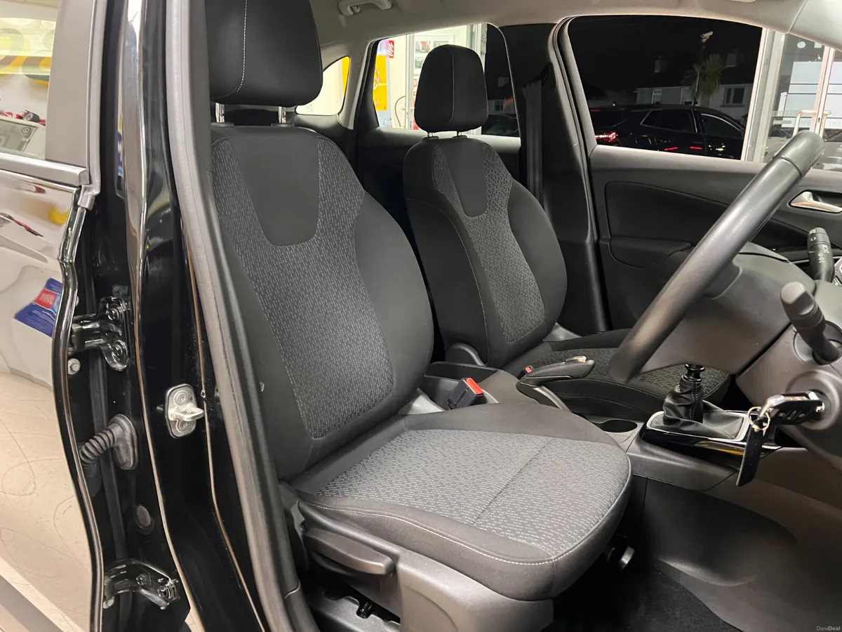 *DIESEL* 2024 Best Value At €21,950 Tiny Kms As Ne - Image 3