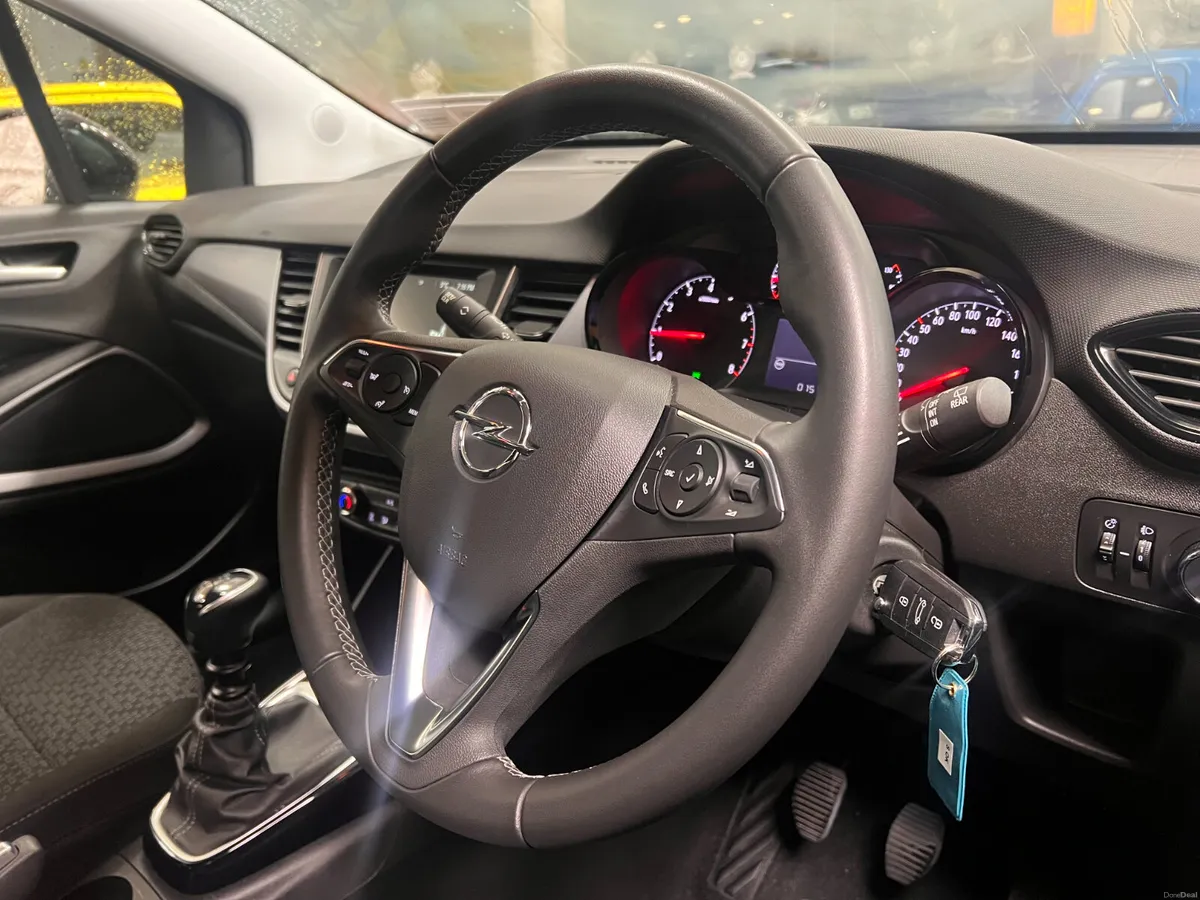 *Only 12000 Kms* As New Petrol Manual High Spec 20 - Image 3