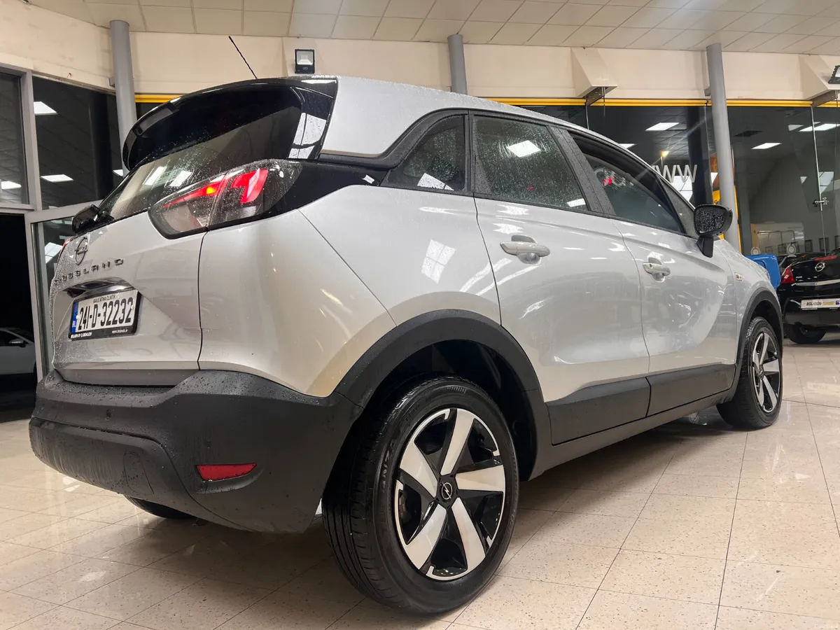 *Only 12000 Kms* As New Petrol Manual High Spec 20 - Image 2