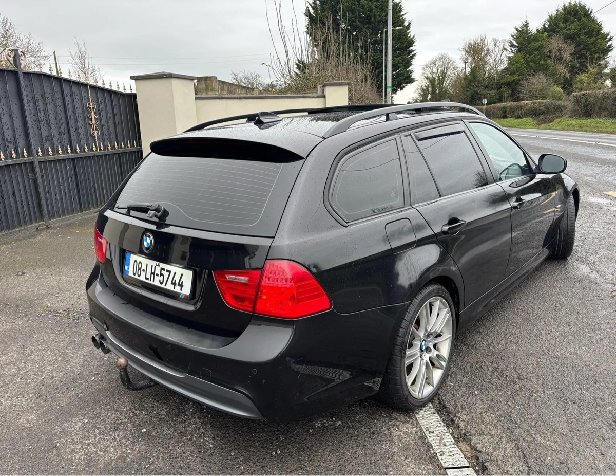 BMW 3 Series 318d NEW NCT Pan Roof - Image 4