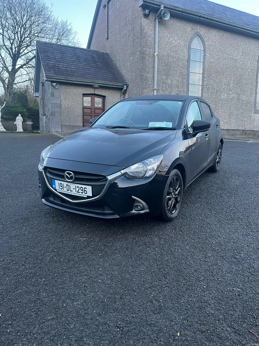 2019 Mazda Mazda2 executive - Image 2