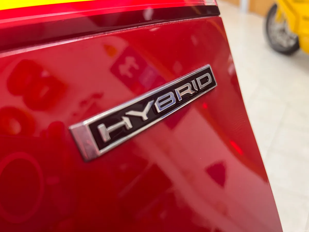 Amazing Car 180BHP Hybrid Auto Top Of The Sportsli - Image 4