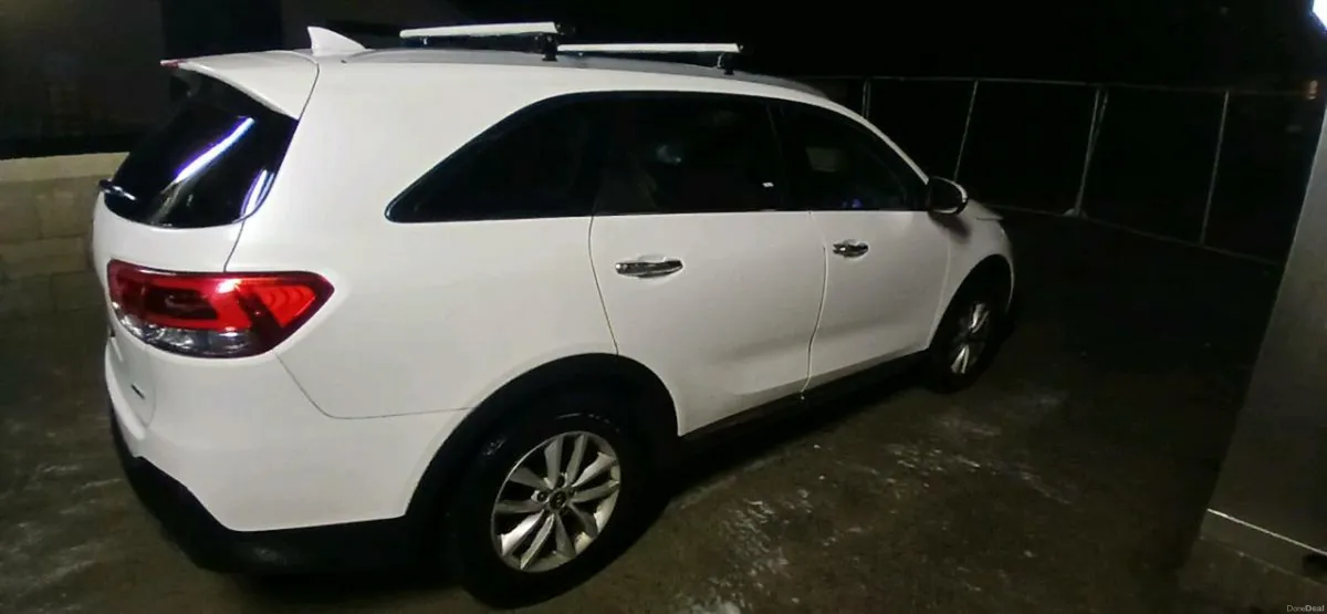 Kia Sorento - Image 4