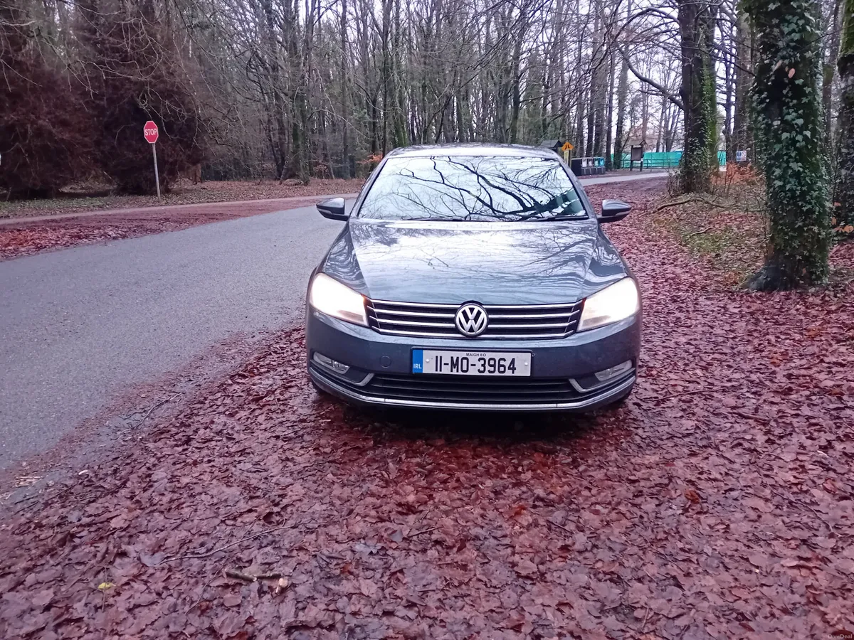 2011 VW PASSAT 2.0TDI 6 SPEED SALOON - Image 2