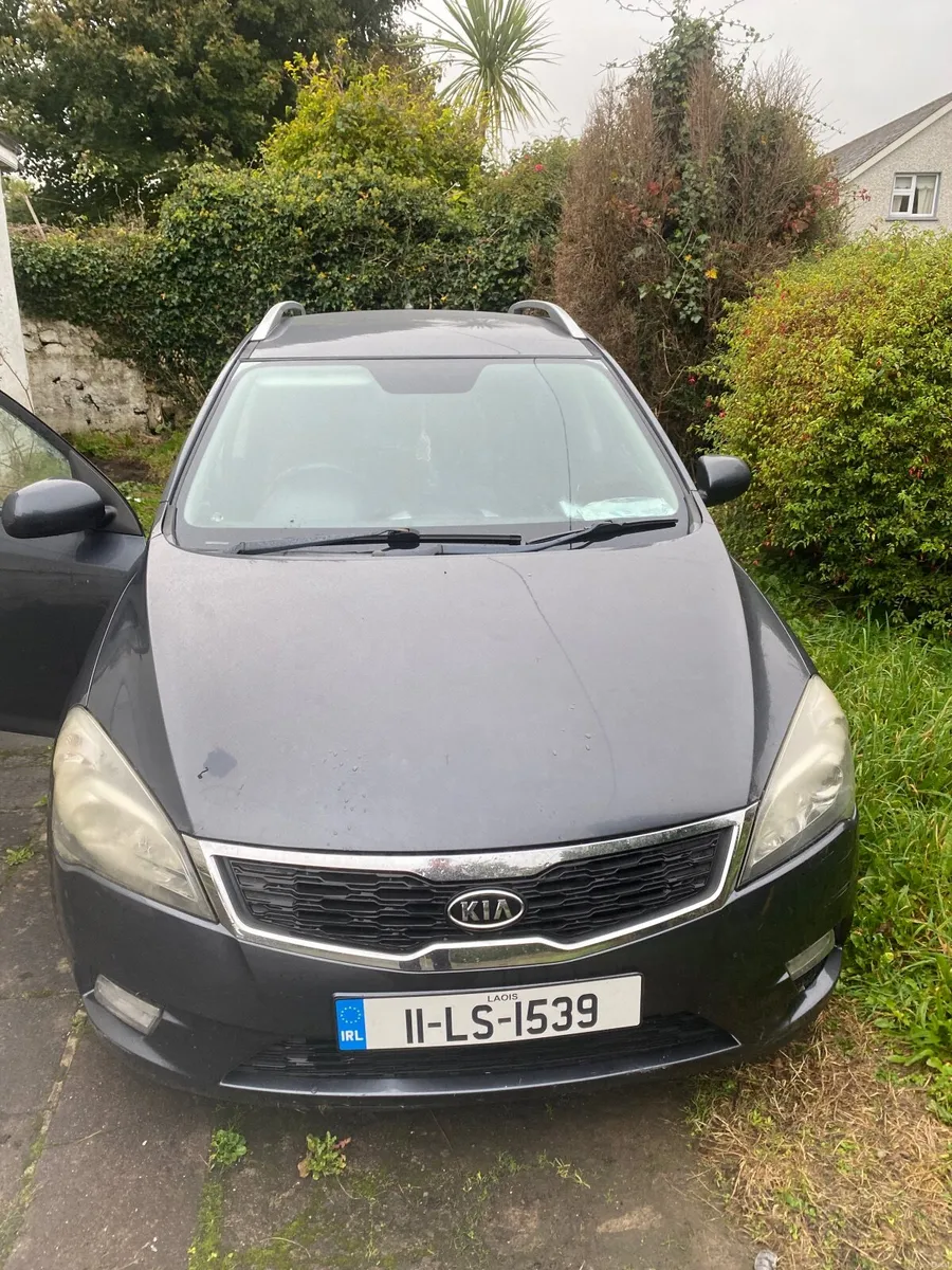Kia Ceed 2011 - Image 1