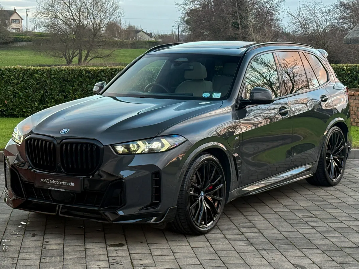 2024 BMW X5 50e M Sport Pro - Image 2