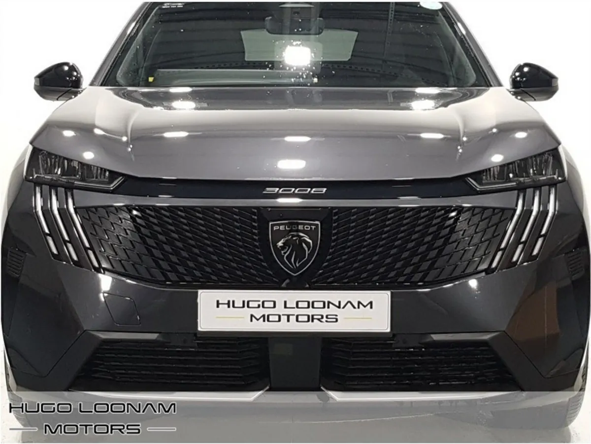 Peugeot 3008 ALLURE 73KWH 210BHP 4DR - Image 2