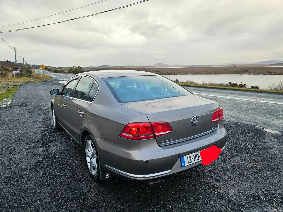 Volkswagen Passat 2012 - Image 3