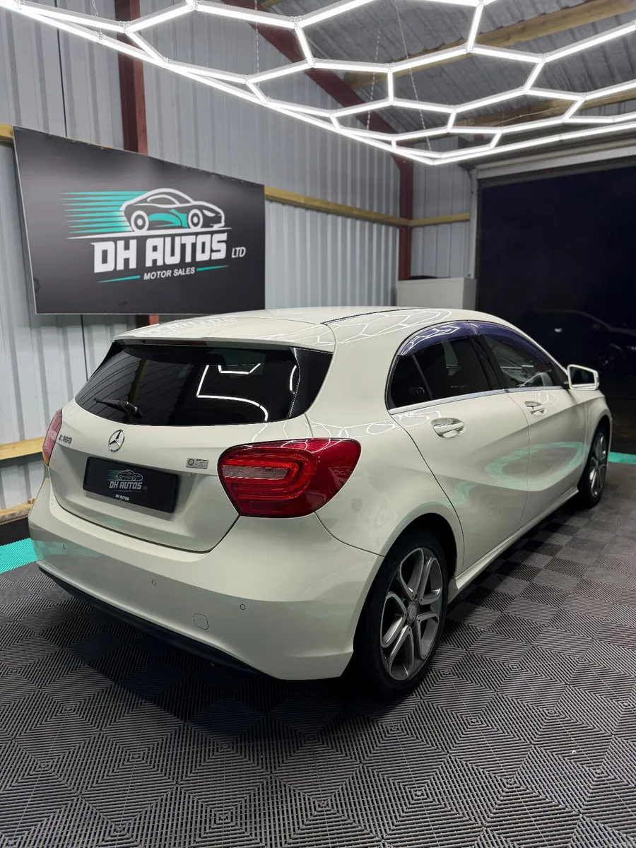 2015 Mercedes A180 style plus  - Automatic - Image 2