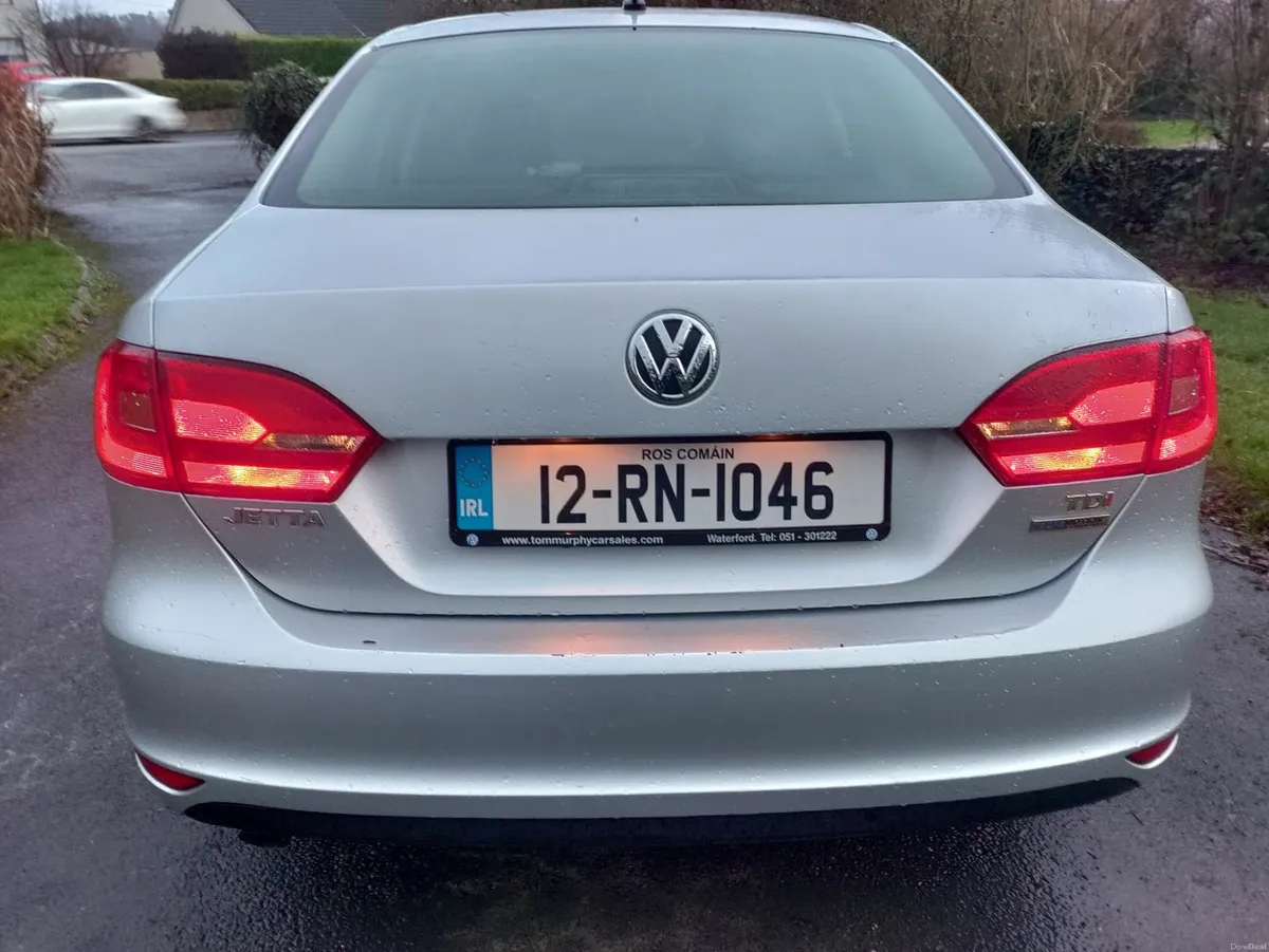 Volkswagen Jetta Automatic - Image 4